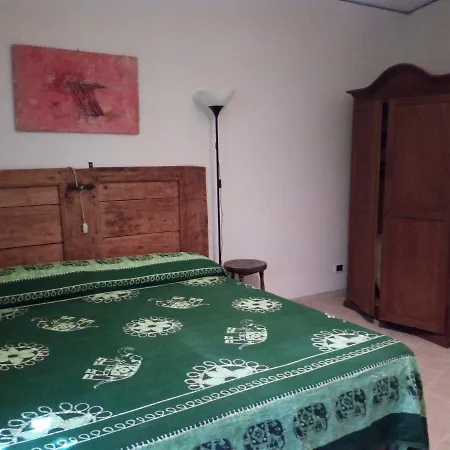 Del Frontino - Lo شقة أكوالاغنا